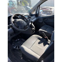Compresseur clim NISSAN NV200 Photo n°13