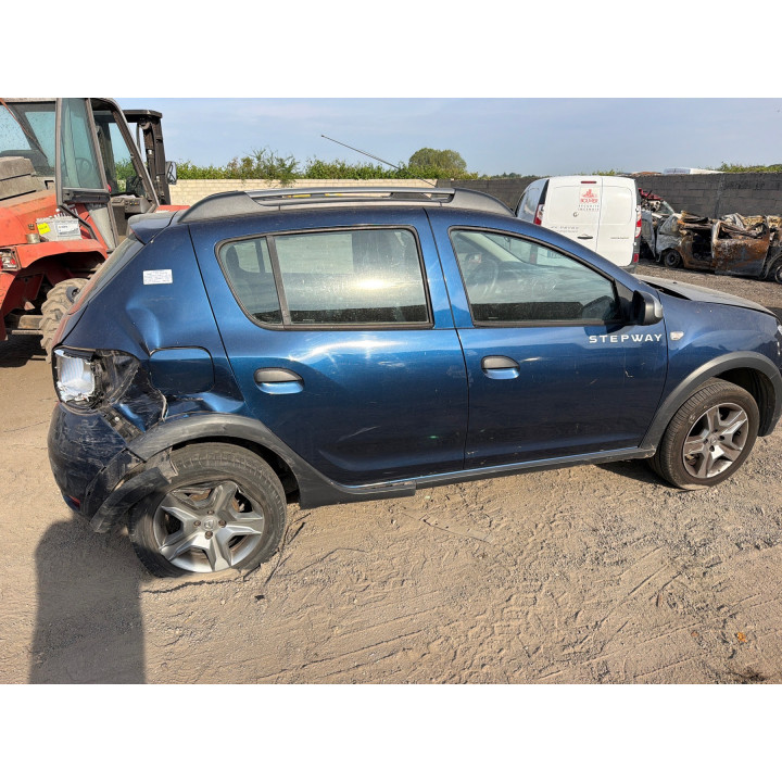 Compresseur clim DACIA SANDERO 2 Photo n°14