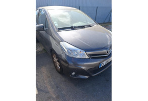 Optique avant principal droit (feux)(phare) TOYOTA YARIS 3 Photo n°9