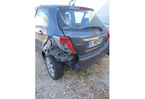 Optique avant principal droit (feux)(phare) TOYOTA YARIS 3 Photo n°10