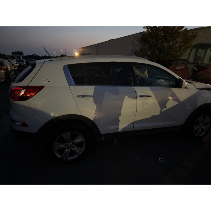 Leve vitre electrique avant gauche KIA SPORTAGE 3 Photo n°14