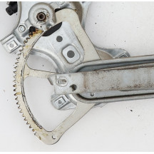 Leve vitre electrique avant gauche TOYOTA YARIS 3 Photo n°4