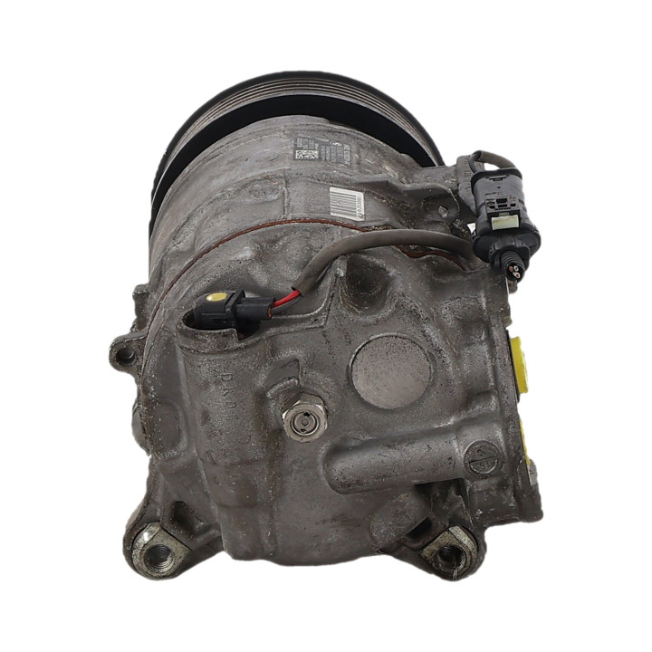 Compresseur clim BMW SERIE 1 F20 Photo n°4