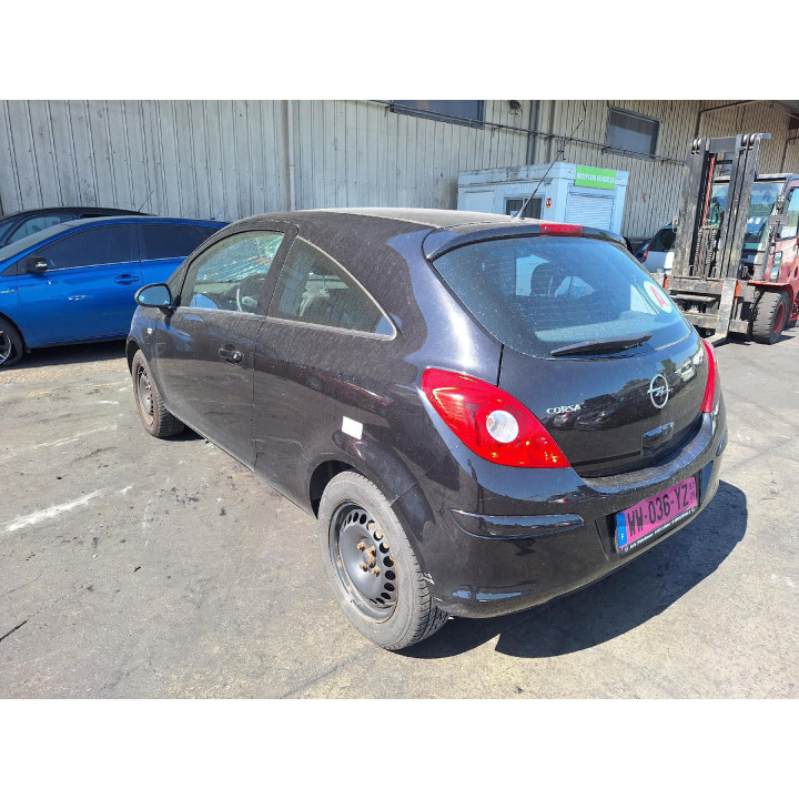 Feu arriere principal droit (feux) OPEL CORSA D Photo n°13