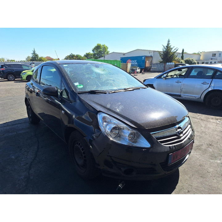 Feu arriere principal droit (feux) OPEL CORSA D Photo n°14