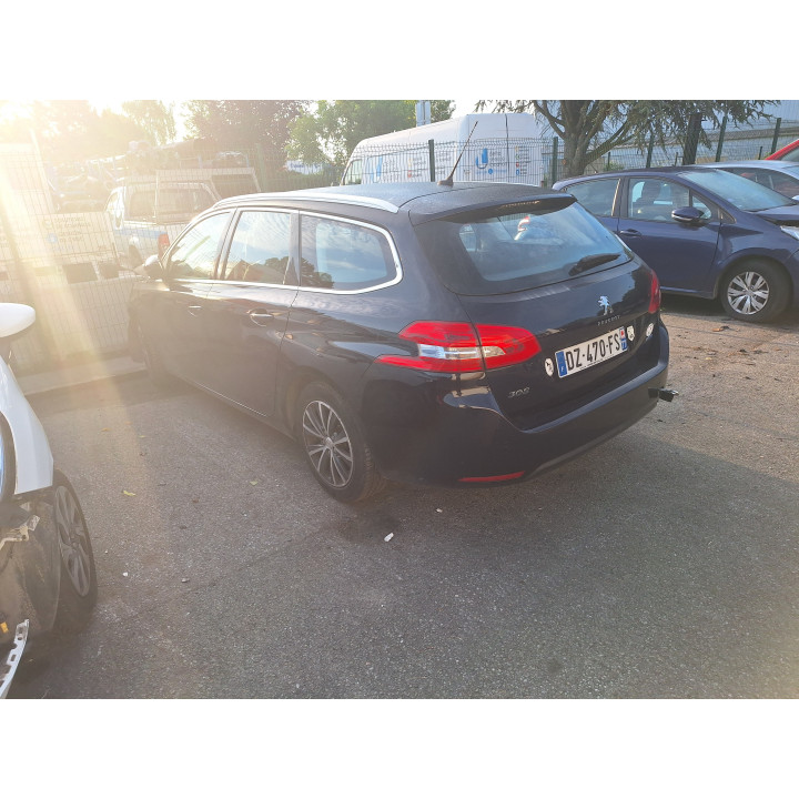 Leve vitre electrique avant gauche PEUGEOT 308 2 SW Photo n°4