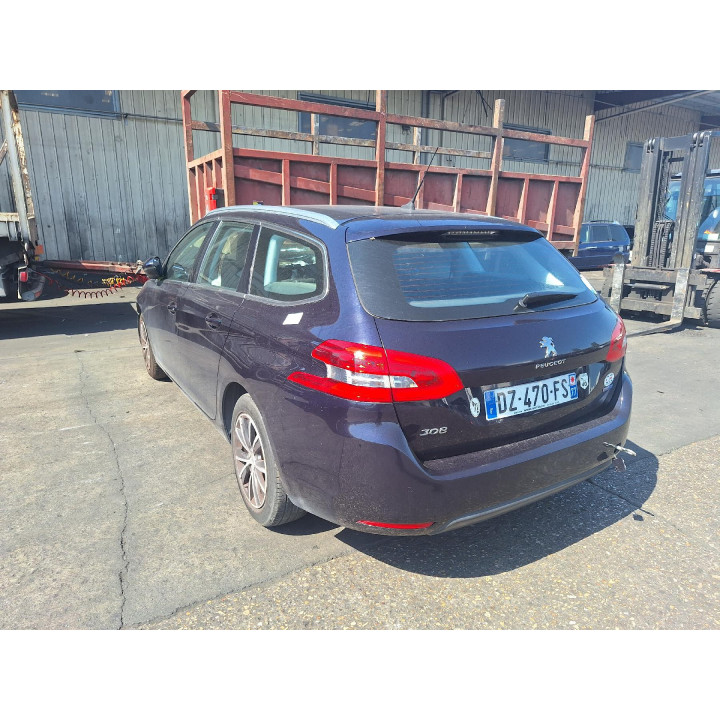 Leve vitre electrique avant gauche PEUGEOT 308 2 SW Photo n°14
