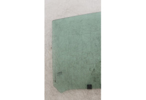 Vitre arriere gauche RENAULT CLIO 4 Photo n°2