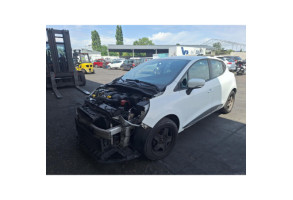 Vitre arriere gauche RENAULT CLIO 4 Photo n°9