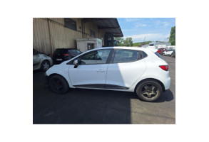 Vitre arriere gauche RENAULT CLIO 4 Photo n°17