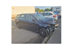 Plage arriere PEUGEOT 308 2 SW Photo n°10