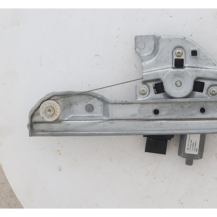 Leve vitre electrique avant gauche PEUGEOT 2008 1 Photo n°4