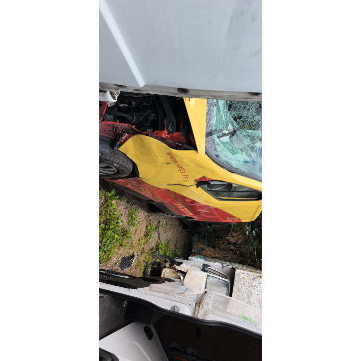 Feu arriere principal droit (feux) RENAULT TRAFIC 3 COURT Photo n°12