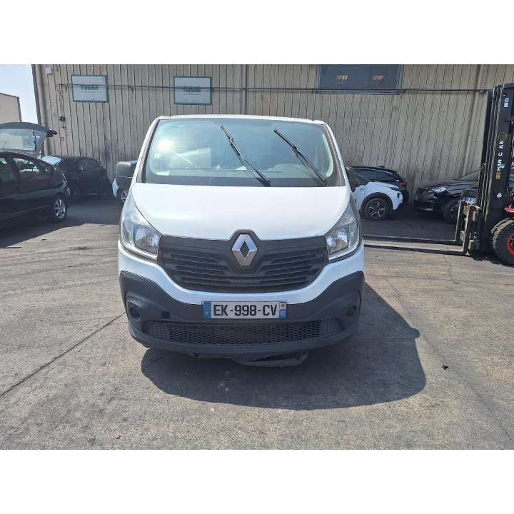 Feu arriere principal droit (feux) RENAULT TRAFIC 3 COURT Photo n°17