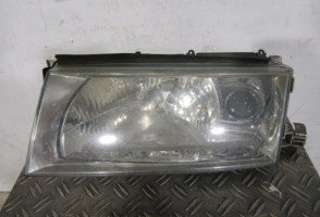 Optique avant principal droit (feux)(phare) SKODA OCTAVIA 1