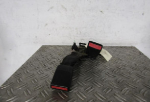 Attache ceinture arriere gauche RENAULT LAGUNA 3