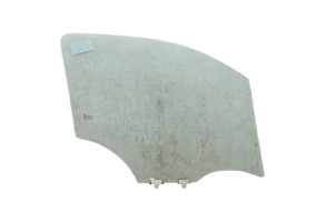 Vitre avant gauche NISSAN NV200 Photo n°4
