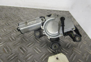 Moteur essuie glace arriere VOLKSWAGEN PASSAT 4