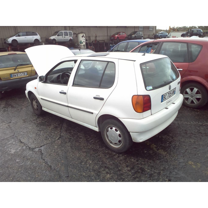 Optique avant secondaire gauche (feux)(clignotant) VOLKSWAGEN POLO 3 Photo n°9