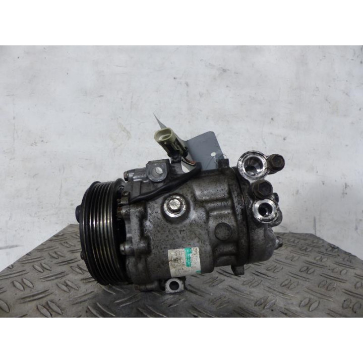 Compresseur clim SUZUKI SWIFT 3 Photo n°1