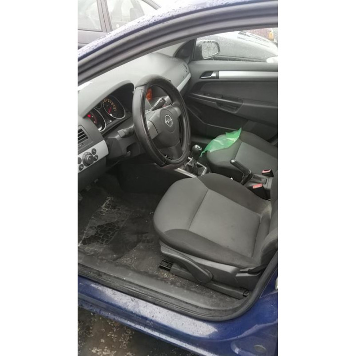 Cache moteur  OPEL ASTRA H Photo n°12