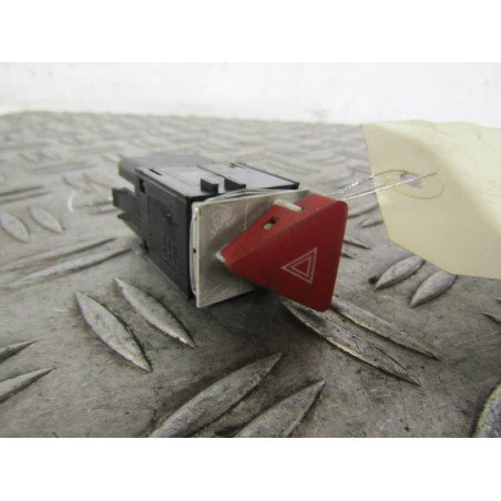 Bouton de warning VOLKSWAGEN PASSAT 5