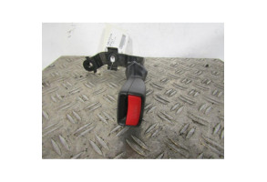 Attache ceinture arriere droit TOYOTA AVENSIS 2 Photo n°1