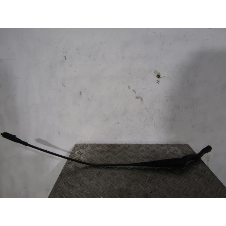 Bras essuie glace avant droit OPEL CORSA D Photo n°1