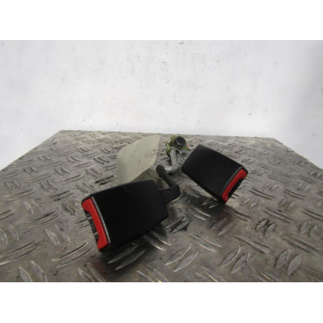 Attache ceinture arriere gauche AUDI A3 2