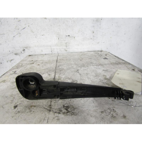 Bras essuie glace arriere TOYOTA URBAN CRUISER