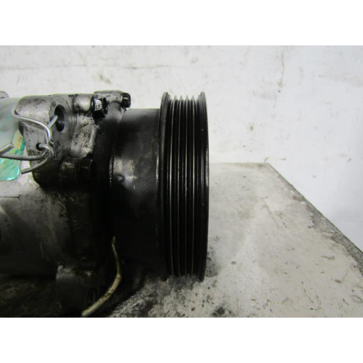 Compresseur clim RENAULT MEGANE 1 Photo n°5