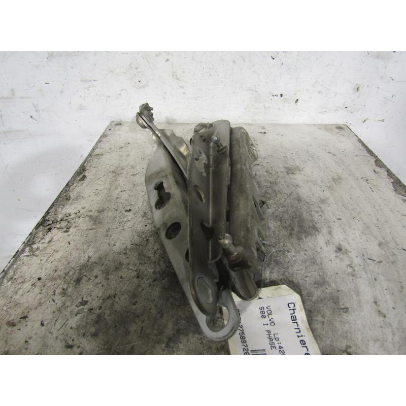 Charniere de capot VOLVO S 80 1 Photo n°1