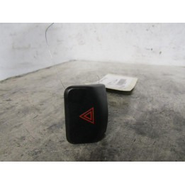 Bouton de warning NISSAN NOTE 1 Photo n°1