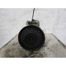 Compresseur clim AUDI A4 1 Photo n°4