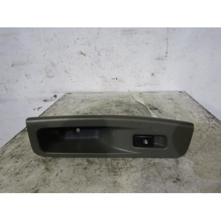 Interrupteur de leve vitre arriere droit CHEVROLET LACETTI 1