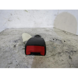 Attache ceinture arriere gauche CITROEN C2 Photo n°1