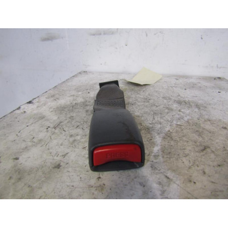 Attache ceinture arriere droit DAIHATSU CUORE 3