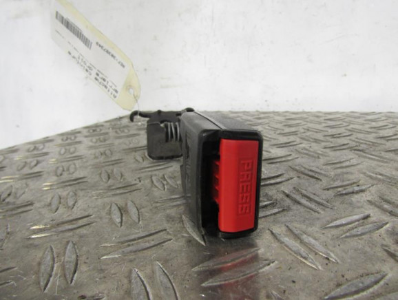 Attache ceinture arriere droit RENAULT MEGANE 3 Photo n°1