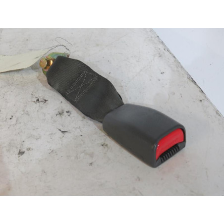 Attache ceinture arriere droit HYUNDAI SANTA FE 1