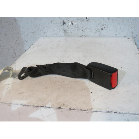 Attache ceinture arriere gauche PEUGEOT 206+