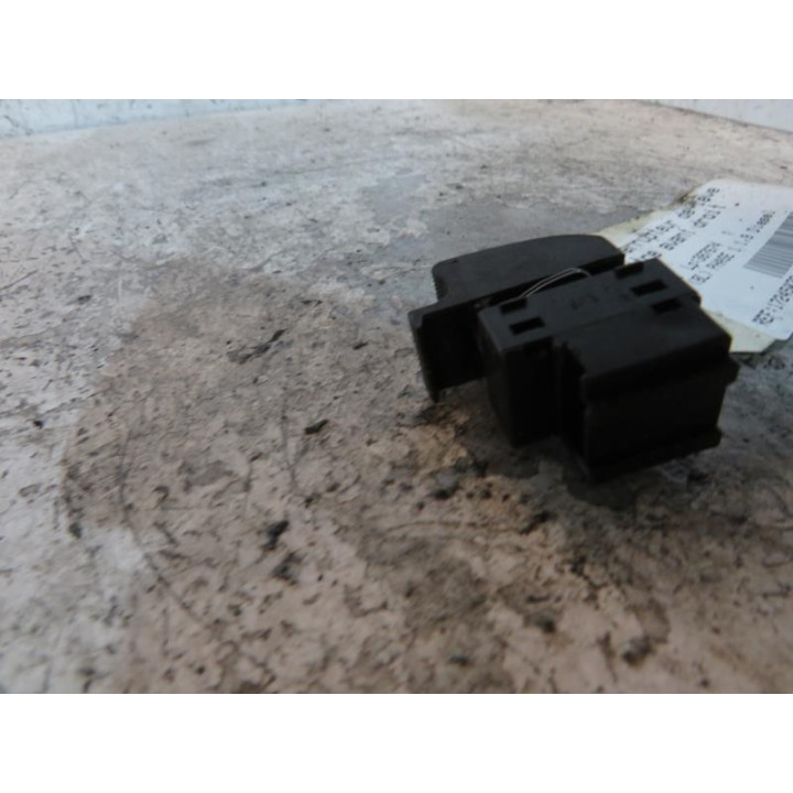 Interrupteur de leve vitre avant droit AUDI A3 1 Photo n°2