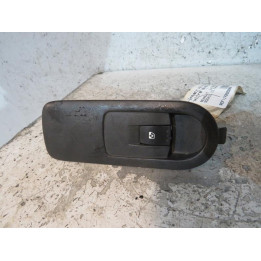 Interrupteur de leve vitre avant droit RENAULT SCENIC 2 Photo n°1
