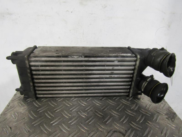 Echangeur air (Intercooler) CITROEN C4 2 Photo n°1