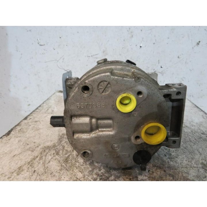 Compresseur clim RENAULT LAGUNA 2 Photo n°4