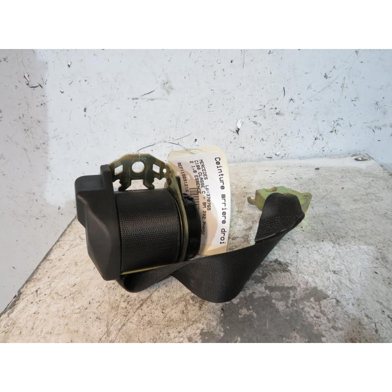 Ceinture arriere droit MERCEDES CLASSE C 202 Photo n°1