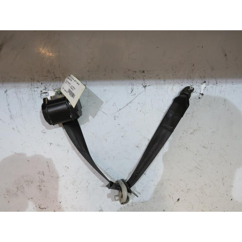 Ceinture arriere gauche VOLKSWAGEN GOLF 4 Photo n°1