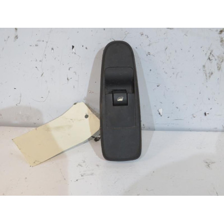 Interrupteur de leve vitre avant droit CITROEN C4 PICASSO 1
