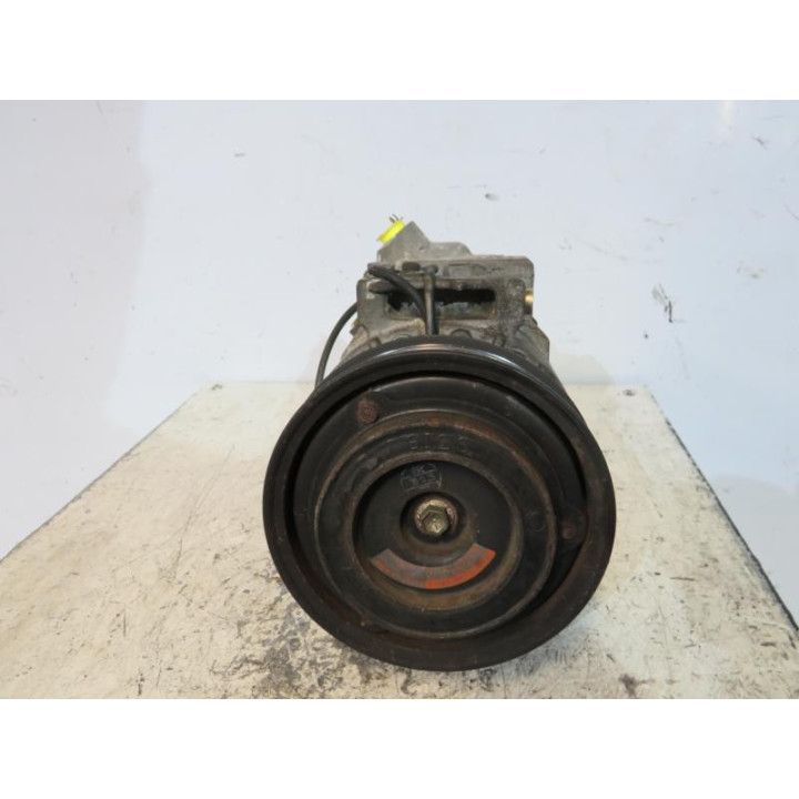 Compresseur clim VOLKSWAGEN PASSAT 4 Photo n°4