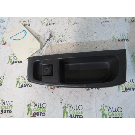 Interrupteur de leve vitre avant gauche VOLKSWAGEN FOX