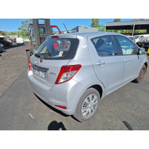 Feu de pare choc arriere droit TOYOTA YARIS 3 Photo n°9
